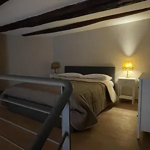 suite-della-porta.hotels-amalfi.com/